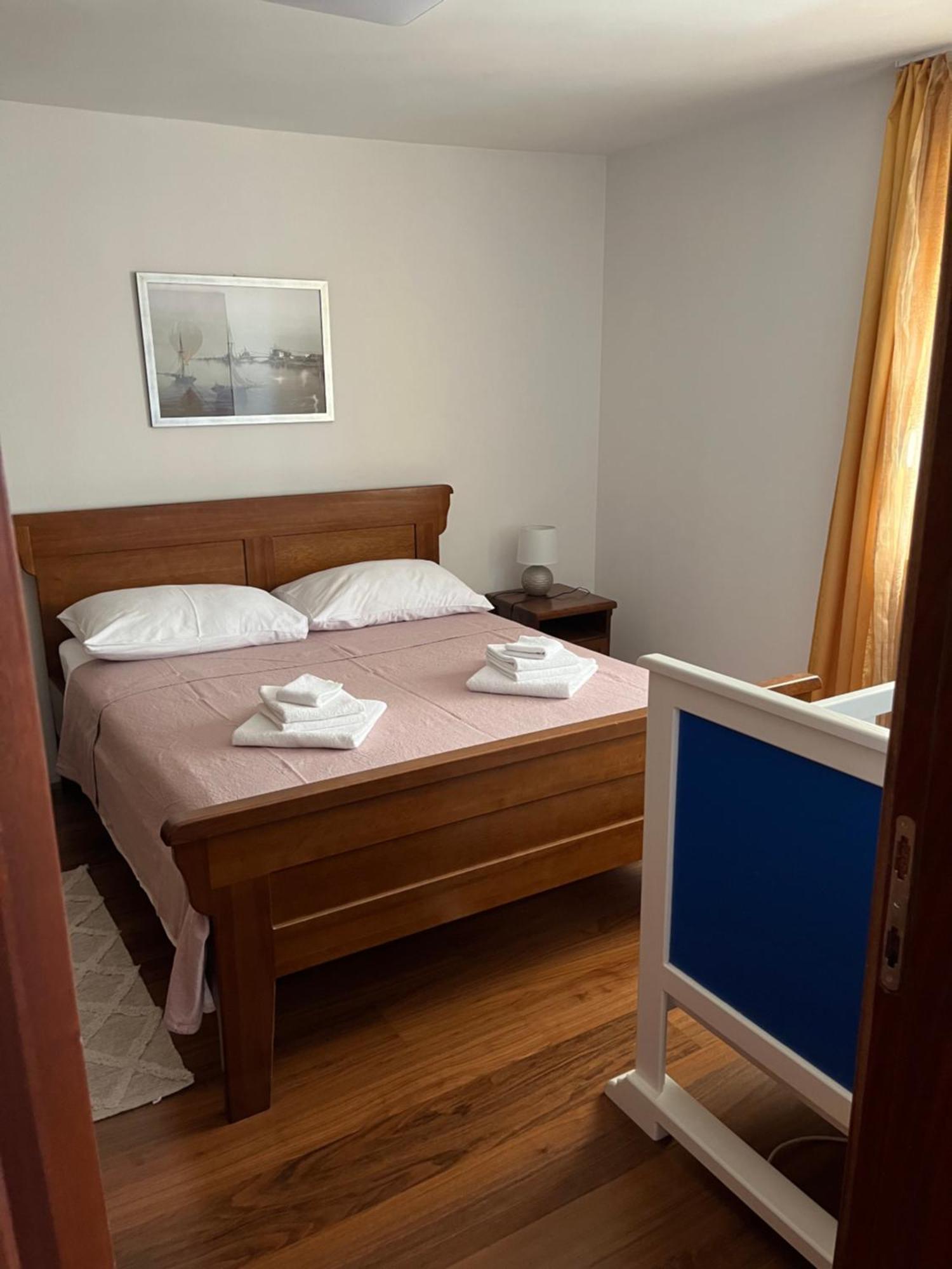 Apartment Finally Каштел-Стари Экстерьер фото